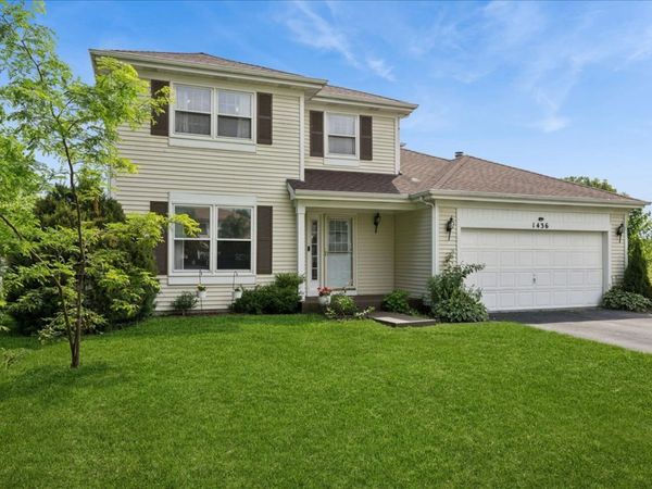 1436 Bridgedale Road , Crystal Lake, IL 60014