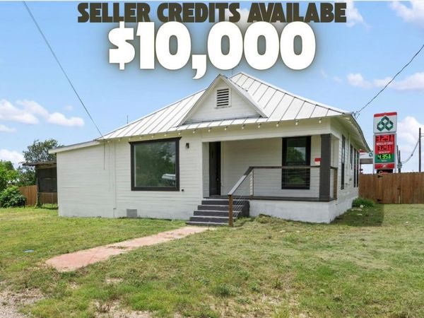 100 W Caskey ST, Florence, TX 76527