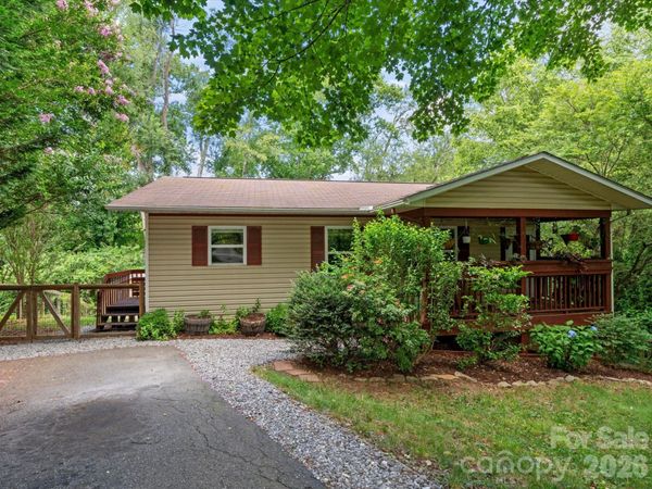22 Wilson Creek Drive , Asheville, NC 28803