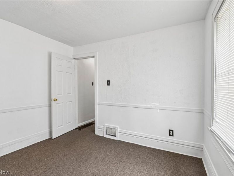 494 Baltimore Avenue, Akron, OH 44306 Photo 13