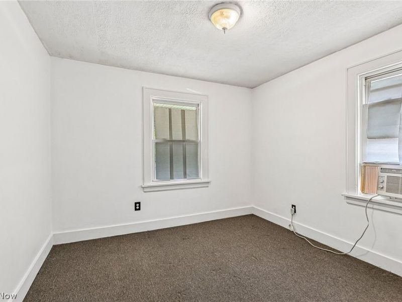 494 Baltimore Avenue, Akron, OH 44306 Photo 14
