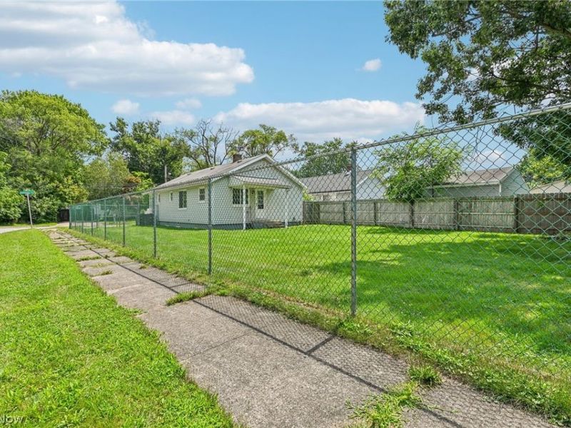 494 Baltimore Avenue, Akron, OH 44306 Photo 22