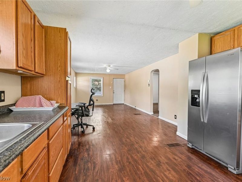 494 Baltimore Avenue, Akron, OH 44306 Photo 6