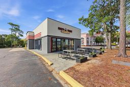 2297 S Kings Hwy.  photo 4