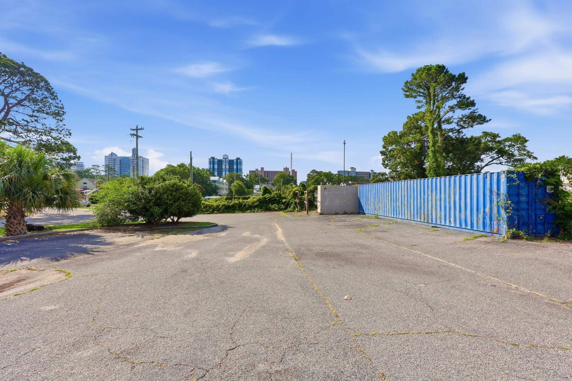2297 S Kings Hwy.  Photo 52