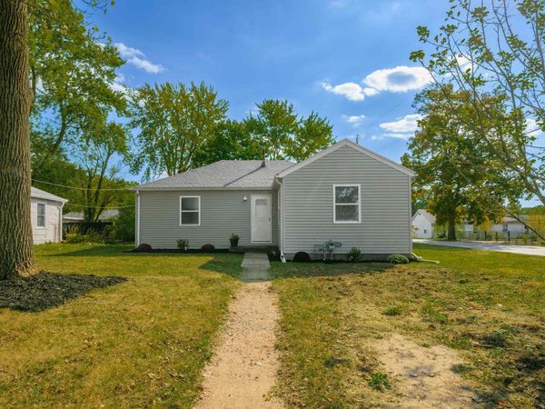 3313 W Torquay Road, Muncie, IN 47304