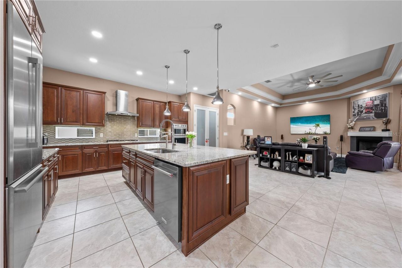 2557 Heritage Green Avenue, Davenport, FL 33837 Photo