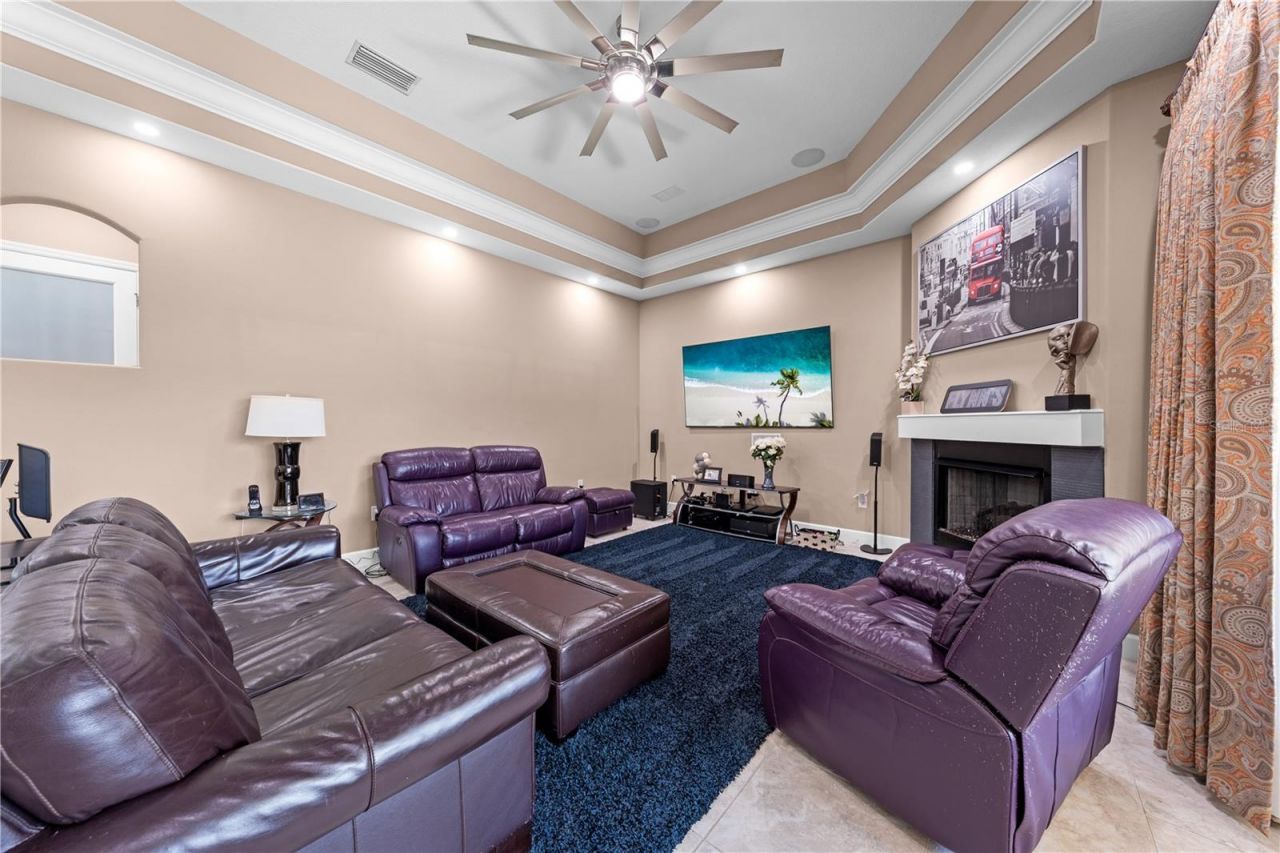 2557 Heritage Green Avenue, Davenport, FL 33837 Photo