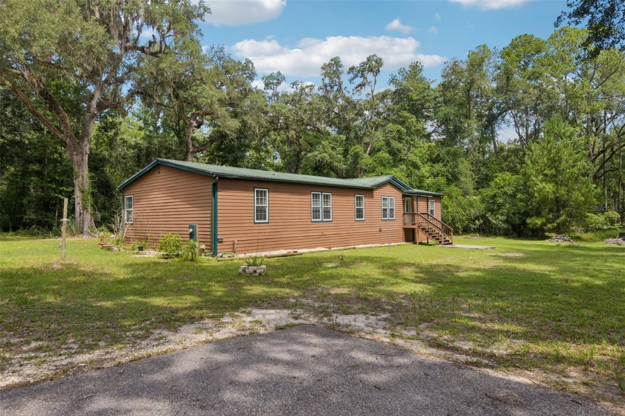 6221 Emerson Road, Brooksville, FL 34601 Photo