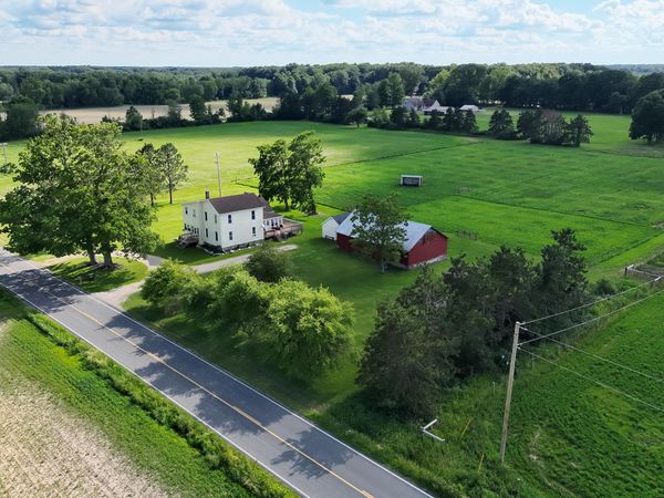 8884 S Townhall Road, Sheridan, MI 48884