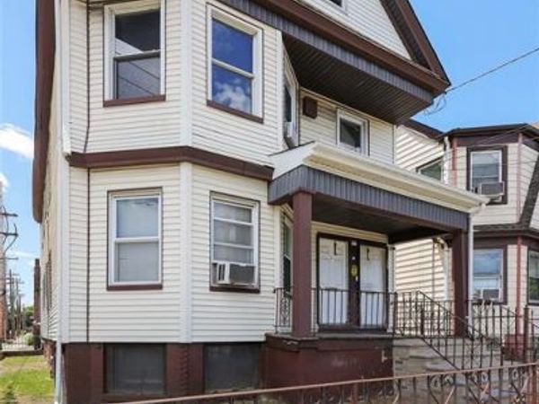 114 9th Avenue, NEWARK, NJ 07107