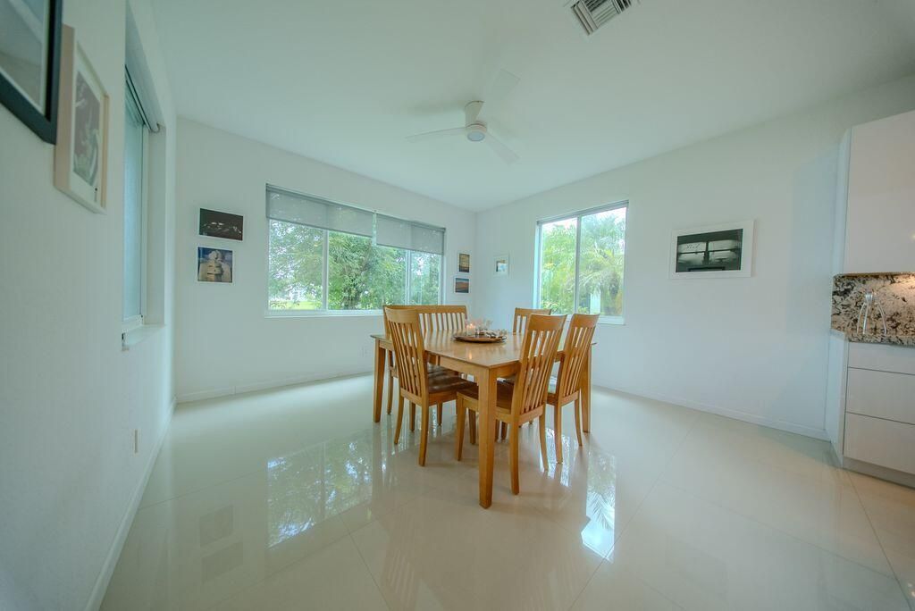 163 Bella Vista Way, Royal Palm Beach, FL 33411 Photo