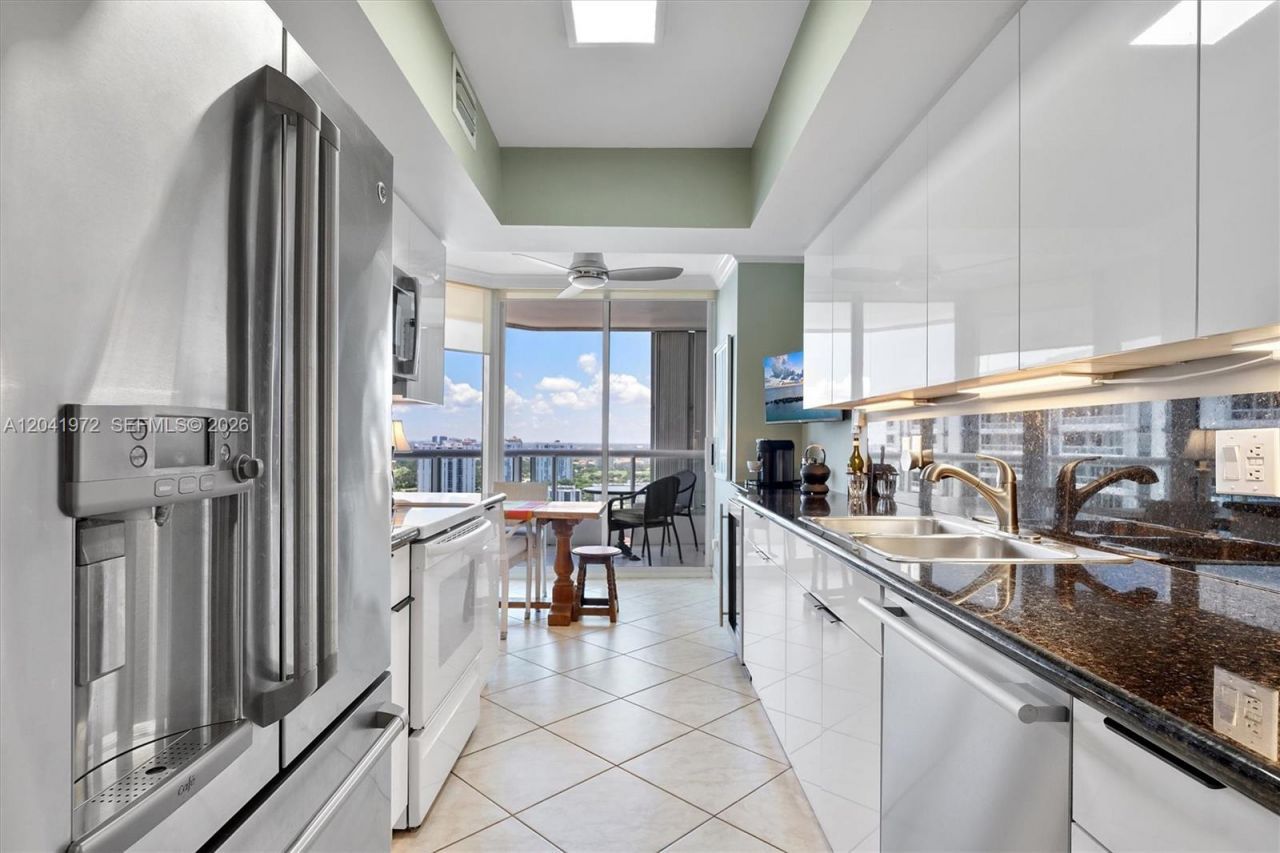 21205 Yacht Club Dr, Unit 3003, Aventura, FL 33180 Photo