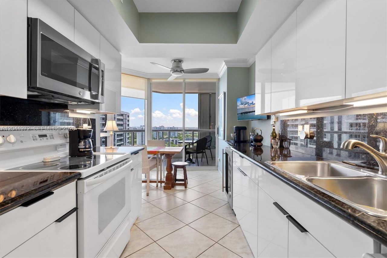21205 Yacht Club Dr, Unit 3003, Aventura, FL 33180 Photo