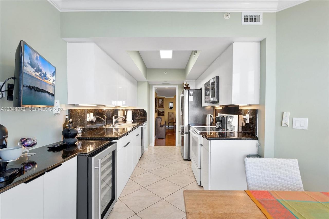 21205 Yacht Club Dr, Unit 3003, Aventura, FL 33180 Photo