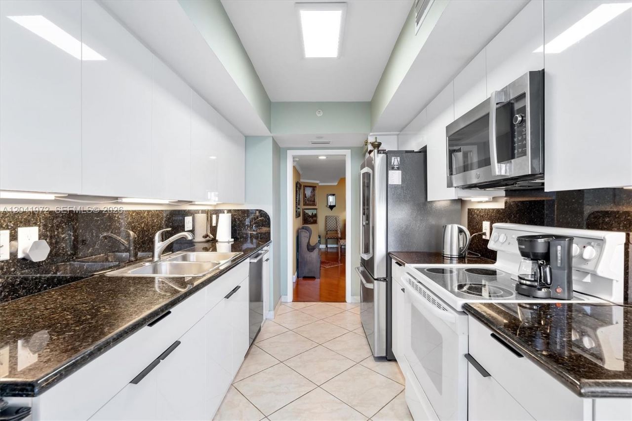 21205 Yacht Club Dr, Unit 3003, Aventura, FL 33180 Photo