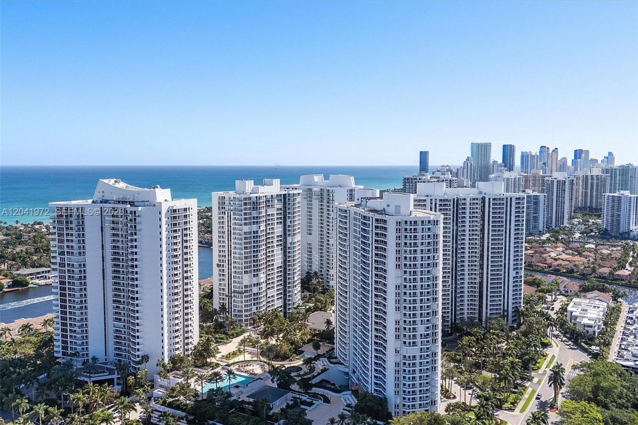 21205 Yacht Club Dr, Unit 3003, Aventura, FL 33180 Photo