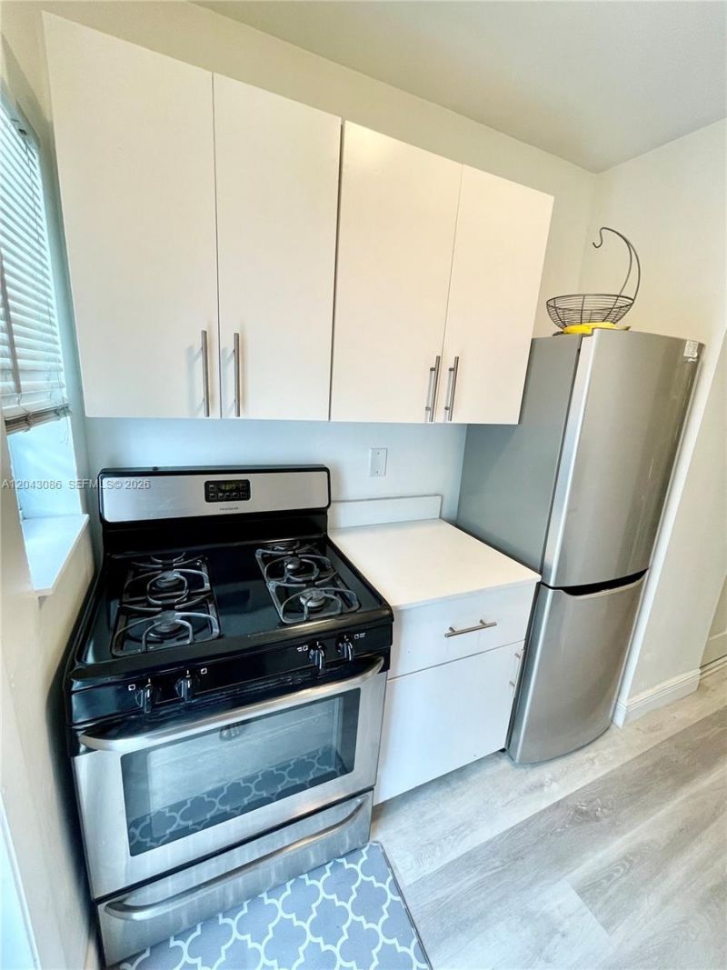 901 Meridian Ave , Unit 104, Miami Beach, FL 33139 Photo