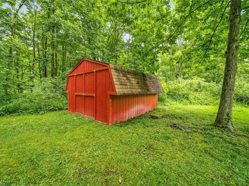 1960 Dadeyville Road, Austinburg, OH 44010 Photo 17