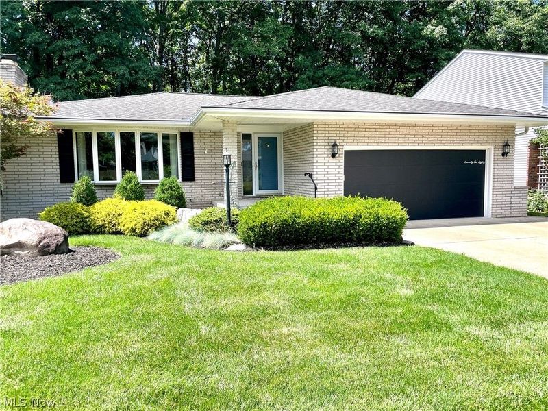 7280 Lancelot Drive, Parma, OH 44134 Photo 1