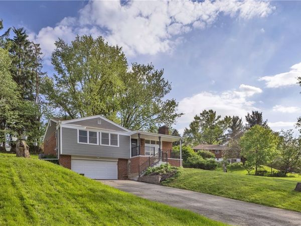 507 EdgeHill Dr, Gibsonia, PA 15044