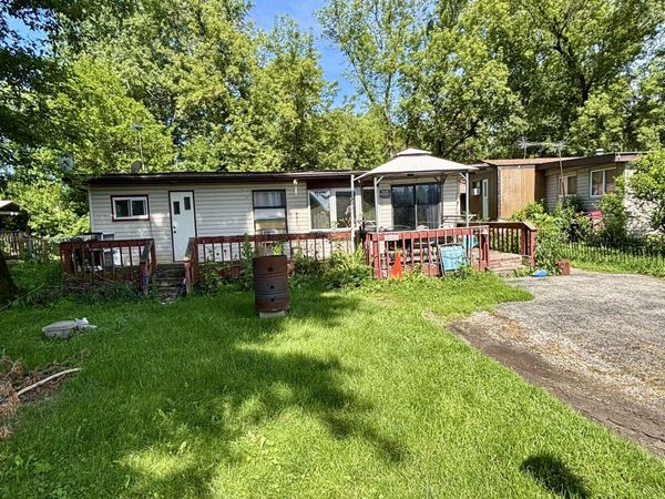 272 Misty Ridge, Lakemoor, IL 60051