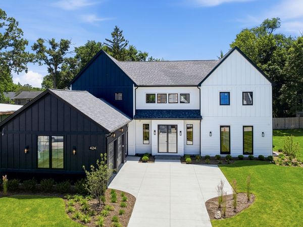 424 Forest Edge Drive , Glencoe, IL 60022