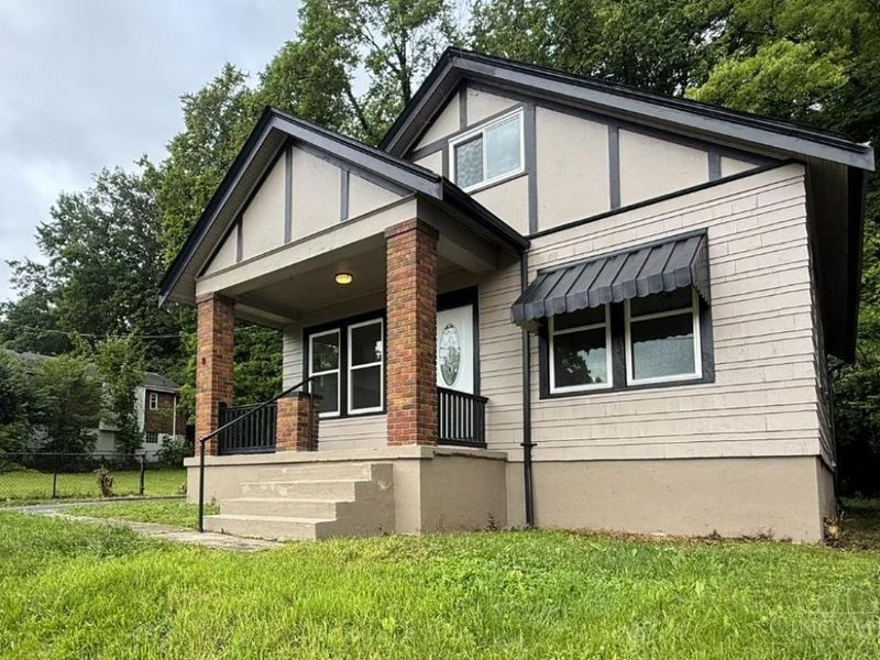 2755 Robert Avenue, Cincinnati, OH 45211 Photo 2