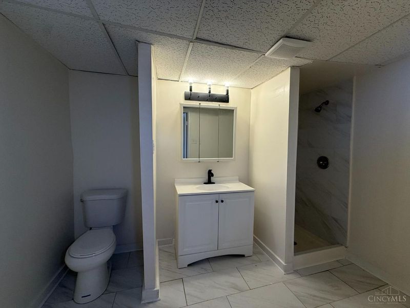 2755 Robert Avenue, Cincinnati, OH 45211 Photo 38