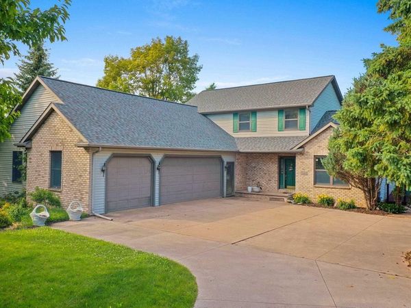 W2342 VALLEYWOOD LANE, Appleton, WI 54915