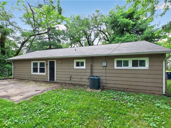 11200 Bristol Terrace, Kansas City, MO 64134