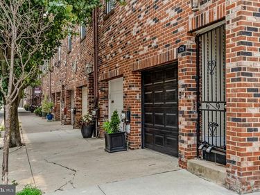1726 BAINBRIDGE STREET, Unit B, PHILADELPHIA, PA 19146