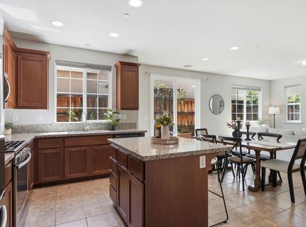 2016 Sycamore Grove Ln, Roseville, CA 95747 Photo