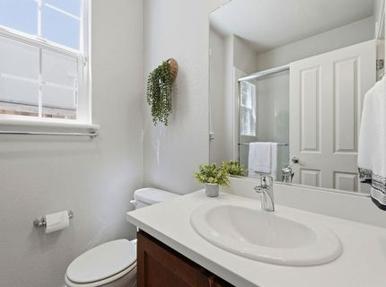 2016 Sycamore Grove Ln, Roseville, CA 95747 Photo
