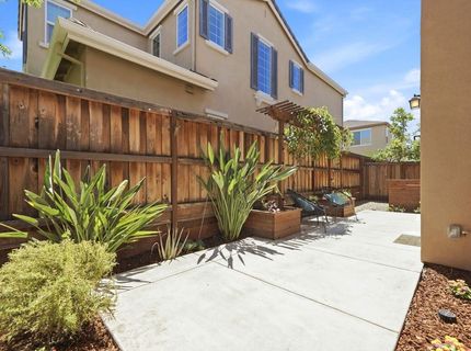 2016 Sycamore Grove Ln, Roseville, CA 95747 Photo
