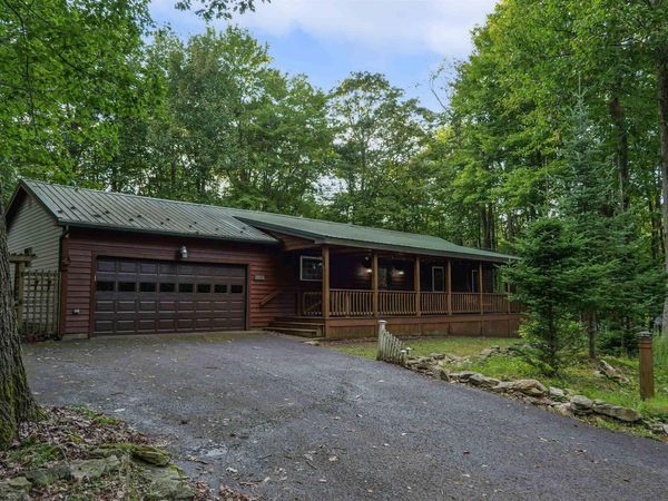 1471 E Alpine Drive, Terra Alta, WV 26764