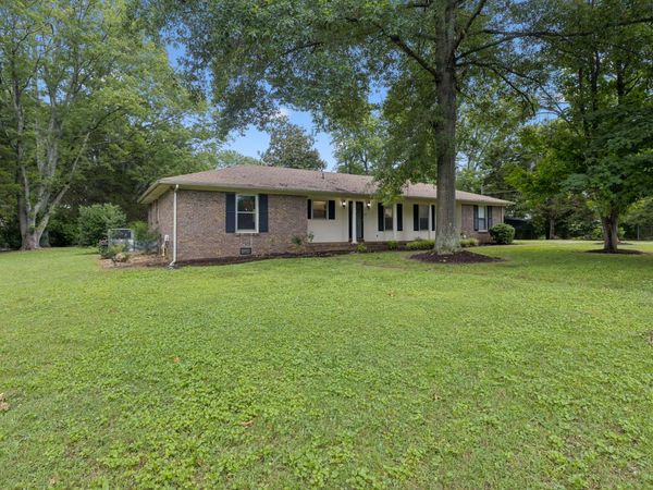 114 Paschal Dr , Murfreesboro, TN 37128