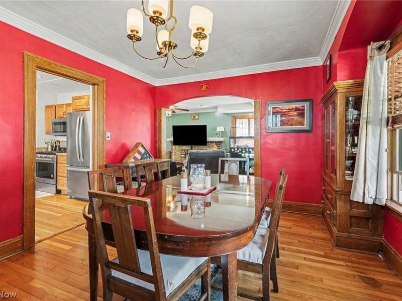 16901 Melgrave Avenue, Cleveland, OH 44135 Photo 8