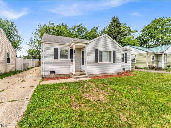 4026 W 144th Street , Cleveland, OH 44135