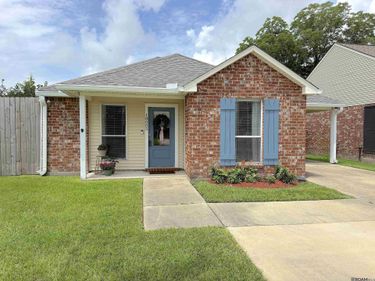 18005 Woodhaven Dr, Prairieville, LA 70769