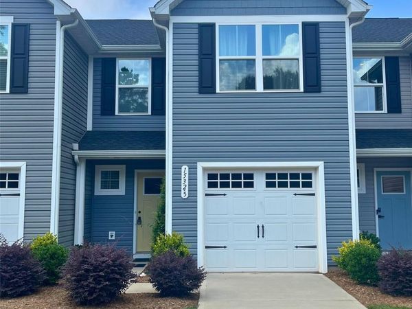 1532 39th Avenue Loop NE, Hickory, NC 28601
