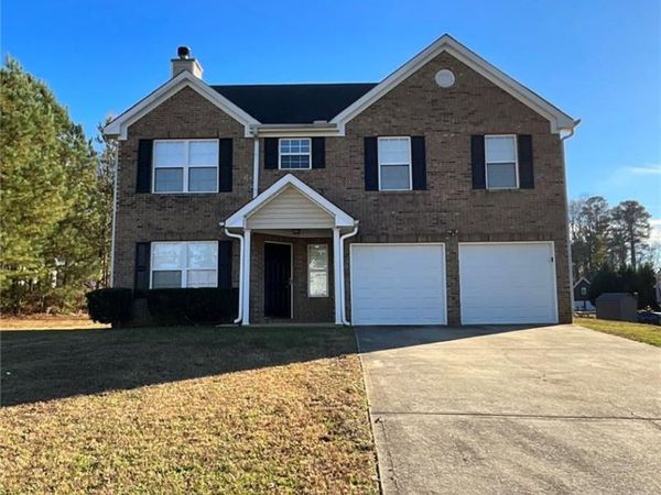 2043 Newton Estates Drive, Ellenwood, GA 30294
