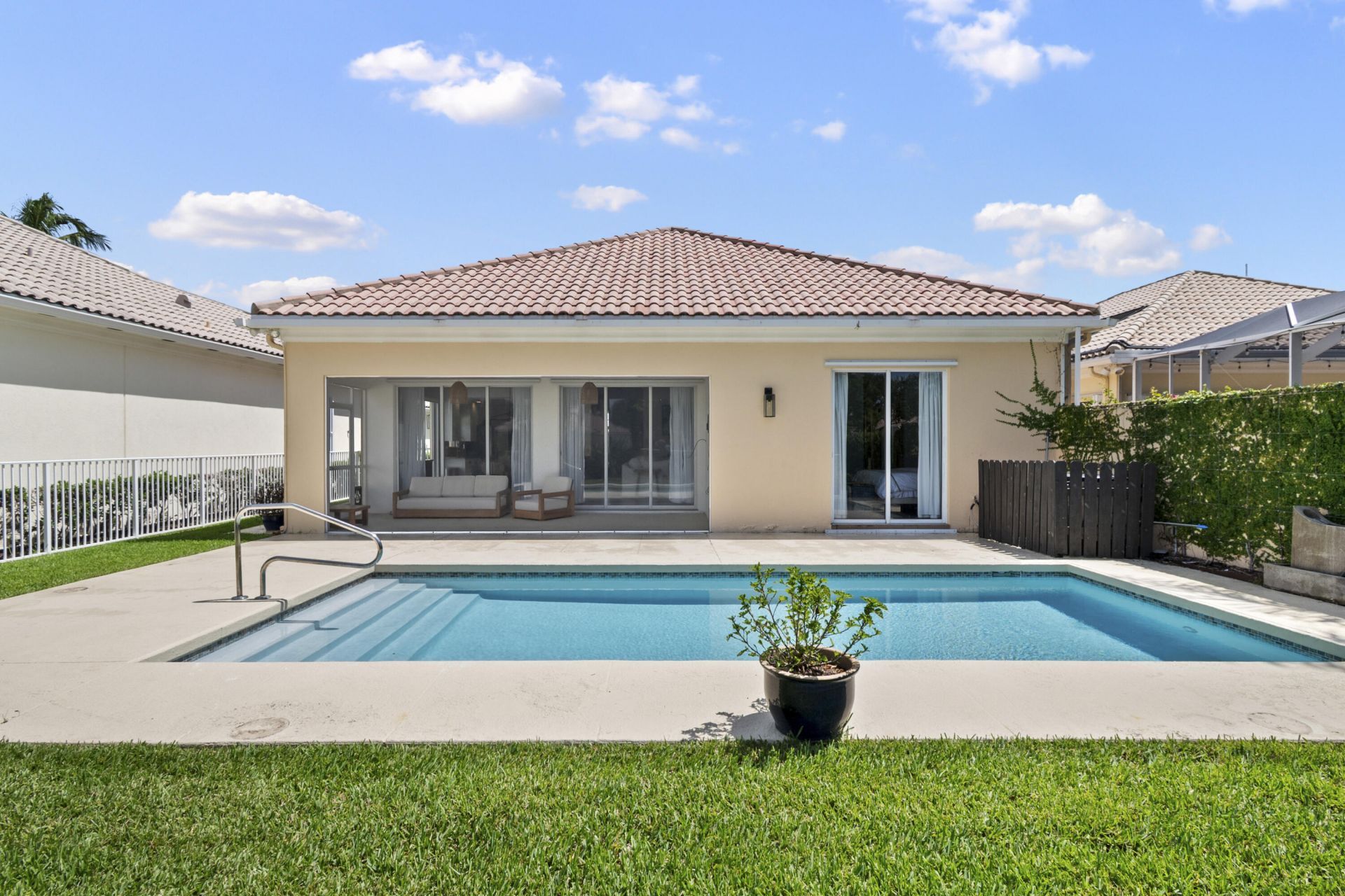 8186 Laborie Lane, Wellington, FL 33414 Photo