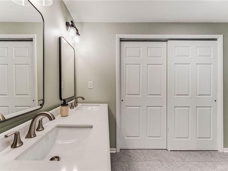 1130 Rustic Creek Drive, Dayton, OH 45458 Photo 32