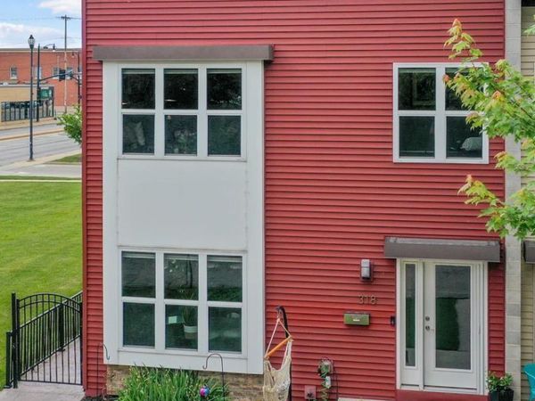 318 N VAN BUREN STREET, Green Bay, WI 54301
