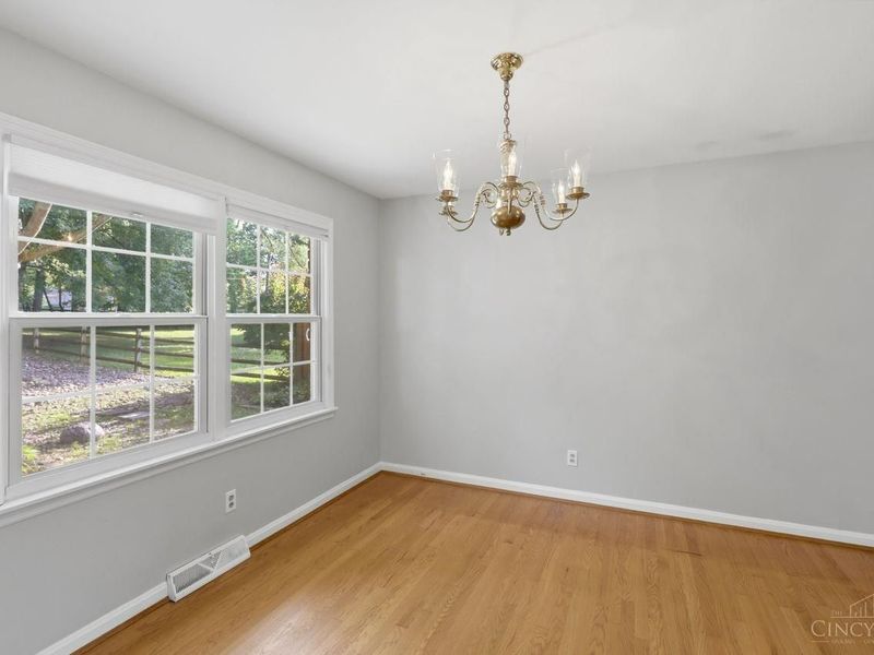 7820 Trailwind Drive, Montgomery, OH 45242 Photo 12