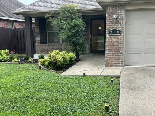 2659 N Villa Boulevard , Fayetteville, AR 72703