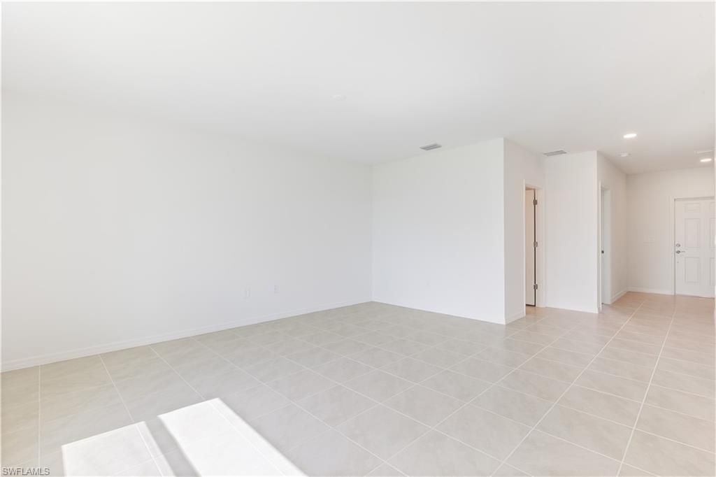 266 Lakeside Breeze Way, Lehigh Acres, FL 33936 Photo