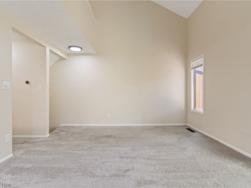 622 James Avenue, Cuyahoga Falls, OH 44221 Photo 8