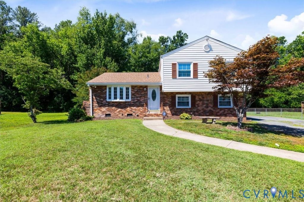 2817 Lito Road, Glen Allen, VA 23060 Main Photo